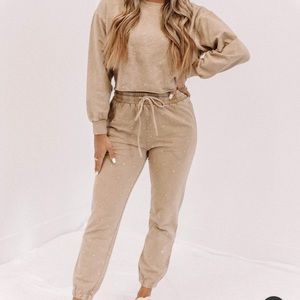 Jogger/sweatshirt combo